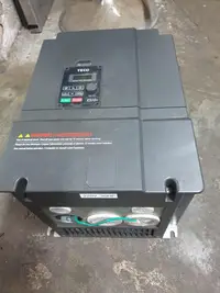 在飛比找Yahoo!奇摩拍賣優惠-東元 30HP 變頻器220V E510S