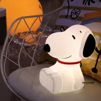 在飛比找蝦皮商城優惠-Vipo Snoopy 史努比 造型 夜燈 拍拍燈 小燈 矽