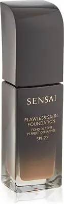 Flawless Satin Foundation SPF20 by FS204.5 Warm Beige 30Ml