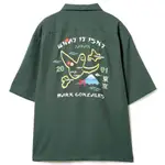 MARK GONZALES 2H8-14869-51 TOKYO SHIRT 電繡圖像 寬鬆落肩 短袖襯衫 (墨綠色)