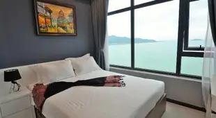 Nha Trang beach 3 bedroom apartment - Sea facing