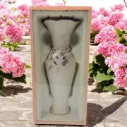 Lenox Gift Of Knowledge Flowers Of Hope Breast Cancer Awareness 8.5” Vase NIB