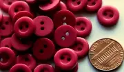 36 Amaranth Pinkish Red Small Plastic Sew-through Buttons 1/2" 12MM Lot # 2045