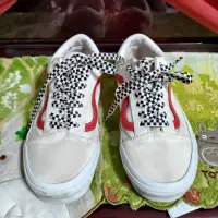 在飛比找蝦皮購物優惠-VANS 紅線 白色 紅色 棋盤格 布鞋 休閒鞋 帆布鞋 2