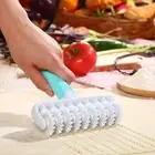 Cutter Dough Cutting Tool Embosser Roller Pie Crust Decorator Pastry Wheel