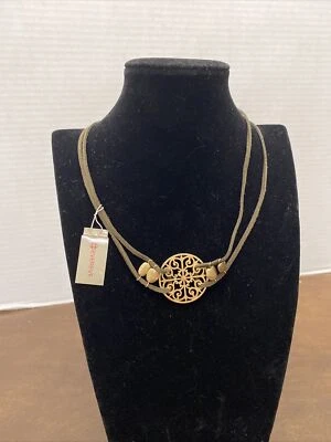 Evereve Necklace Gold With Brown Leather Round Medallion Magnetic Clasp