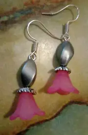 Lucite Lily flower pink floral EARRINGS Jewellery (F1)