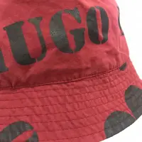 在飛比找蝦皮購物優惠-BOSS HUGO 紅色漁夫帽