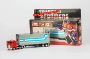 Transform G1 Optimus prime metal reissue MISB Improved Version with 2 Big Guns!