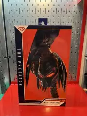 Neca Assassin Predator Deluxe Action Figure New Sealed MINTY