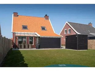 Detached villa in the Oosterschelde National Park