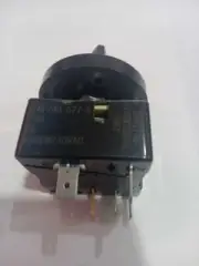 1PCS INF-240-577 INF240577-S Temperature Control Switch Thermostat