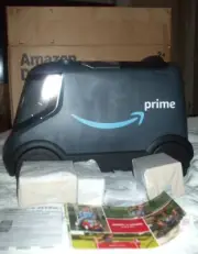 Amazon Delivery Van Ride On Toy w Accessories NIB