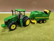 1/64 CUSTOM JOHN DEERE LARGE SQUARE BALER SET W/ 7290R TRACTOR/ ERTL/ FARM TOY