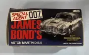 NIB UNOPENED CORGI JAMES BOND Aston Martin DB5 In Gold With Odd Job Figure