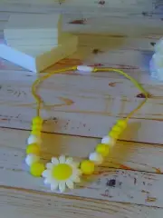 Toddlers White Daisy Silicone Necklace with Break Away Clasp - Nursing Necklace