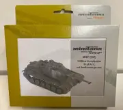 Roco 05037 HO M48 PATTON US A2C Medium Tank With 90mm Cannon Plastic Kit