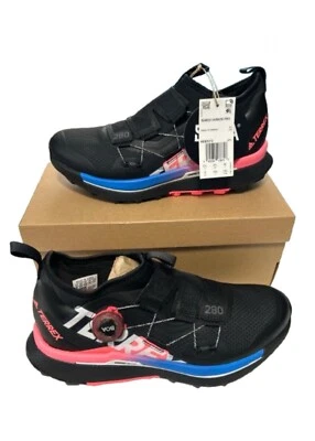 Adidas Women’s Terrex Agravic Pro Black Turbo W US Size 8 Black Pink Blue
