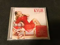 在飛比找Yahoo!奇摩拍賣優惠-(全新未拆封)Kylie 女神凱莉 - Kylie Chri