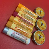 在飛比找蝦皮購物優惠-Burt’s bees 蜜蜂爺爺 護唇膏