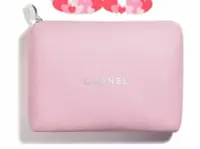 在飛比找Yahoo!奇摩拍賣優惠-Chanel 香奈兒  2019年新款 粉紅甜蜜 化妝包 手
