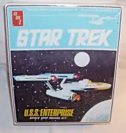 AMT STAR TREK U.S.S. ENTERPRISE SPACE SHIP MODEL 6676 SEALED