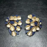 Vintage Clip On Earrings Blue Flower & Leaves Lucite Gold Tone. 10245