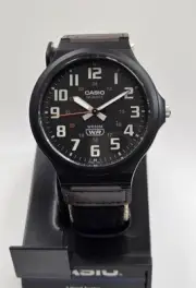 Casio Sports Mens Watch Analog BEIGE Cloth strap New Black dial MW240 MW240B-5
