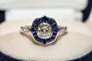 New Made 18k Gold Natural Diamond And Caliber Sapphire Solitaire Ring