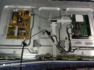 SONY 46吋液晶電視型號KDL-46W700A面板破裂拆賣零件