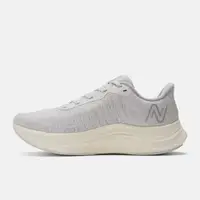 在飛比找蝦皮商城優惠-NEW BALANCE 跑步鞋 慢跑鞋 女 白灰 WFCPR