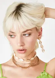 Boardwalk Babe Shell Earrings