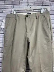 Dockers Mens30x32 pants Easy Khaki Slim Fit All Motion Comfort Band NWT