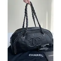 在飛比找蝦皮購物優惠-Chanel 黑色滾鏈保齡球包