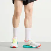 Saucony Endorphin Speed 5 Sneaker
