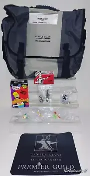 Star Wars Gentle Giant 2007 PGM Membership Bag With Bust-Ups Mouse Pad Dog Tag