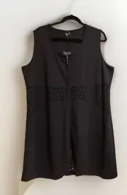 TS TAKING SHAPE Sleeveless Zipped Wild Encounters Vest Black Size M /18-20 *NWTS