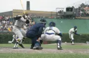 Pittsburgh Pirates Manny Sanguillen in action, at bat vs Chi - 1972 Old Photo