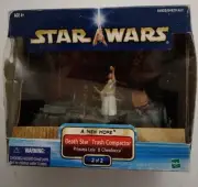 Star Wars A New Hope Death Star Trash Compactor Princess Leia and Chewbacca 2002