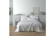 Bianca Cassiano Lightweight Polyester Jacquard White Coverlet Set
