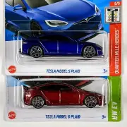 Hot Wheels / Tesla Model S Plaid / Set of 2 Blue & Red / Short Cards