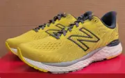 New Balance Fresh Foam 880v11 Size: 10 EE-Wide Sulphur Yellow/Deep Ocean Grey