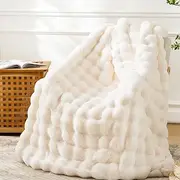 [BENVWE] Faux Fur Throw Blanket Fleece Bubble Blanket, Soft,Cozy and Thick Blanket Plush Fluffy Blanket for Couch Chair Bed 51x63 Inches White