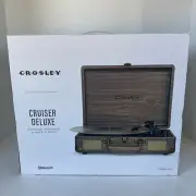 Crosley Turntable Record Player Cruiser Bluetooth Deluxe Walnut Wood