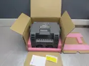 NEW! SIEMENS 6SL3210-5BE31-1CV0, 15hp INVERTER DRIVE, 380-480V ,NEW IN BOX!