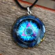 Orgonite Pendant Kyanite Natural Crystal Stone Epoxy Resin Yoga Energy Healing