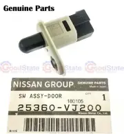 GENUINE Nissan Patrol GU Y61 Navara D22 Courtesy Front Door Light Switch