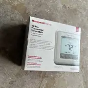 Honeywell T6 Pro Digital Programmable Thermostat - TH6220U2000/U