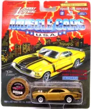 Johnny Lightning Muscle Cars USA Series 11 1970 Dodge Superbee gold