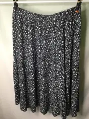 AUTOGRAPH BLACK “DITSY PRINT” MIDI TIERED SKIRT SIZE 26 COMFORTABLE ALL NEW